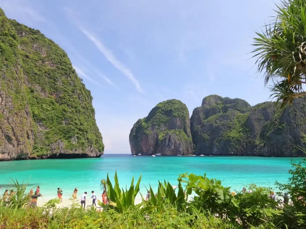 Krabi Sunset Cruise: Phi Phi, Bamboo Island & Dinner β snorkelling and clear Andaman Sea on the tour (photo 2)